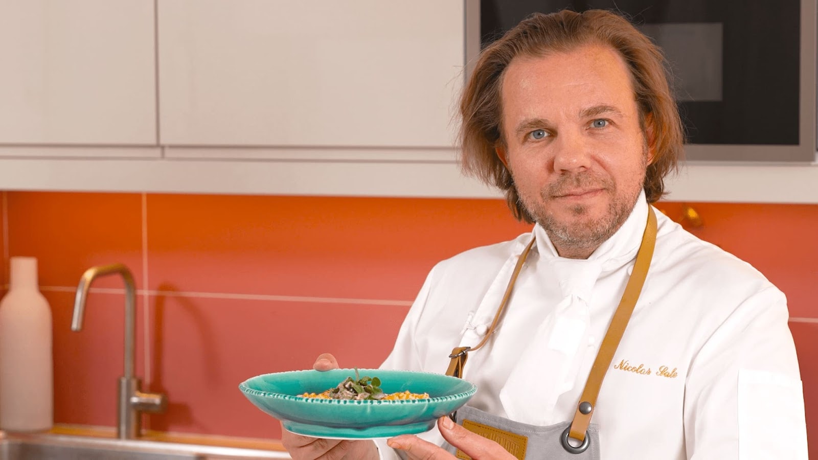 Portrait horizontal de chef importé Portrait horizontal de chef importé